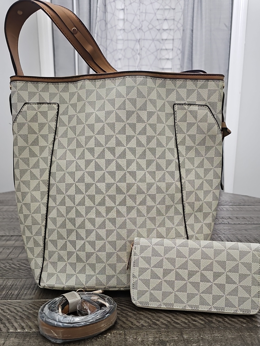 Women's Neutral Patterned Tote Bag with Wallet